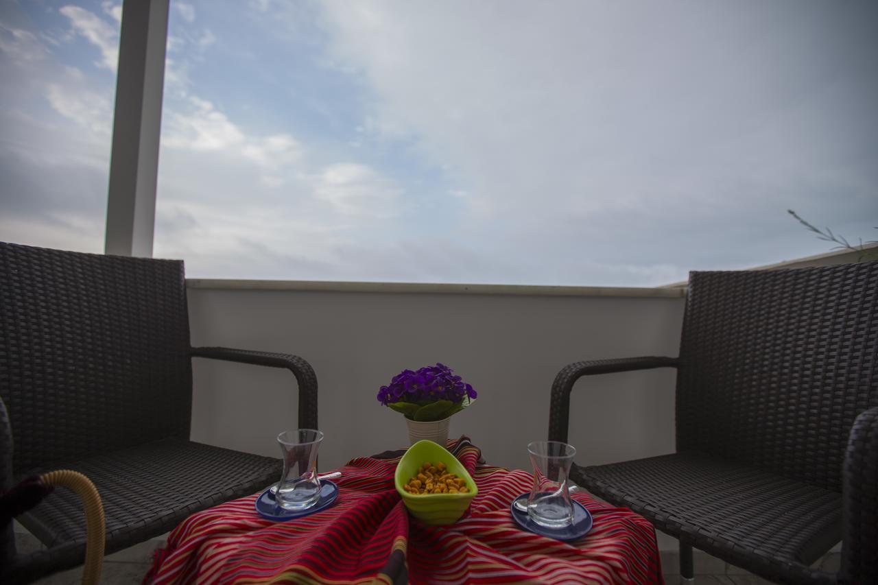 Yomra Residence Hotel エクステリア 写真